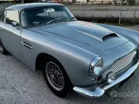 Usata Aston Martin DB4 179 CV (131 kW) 1960 Grigio Coupé