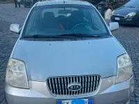 Usata Kia Picanto EX 65 CV (47 kW) 2005 Grigio Utilitaria