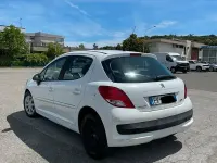 Usata Peugeot 207 68 CV (50 kW) 2011 Berlina