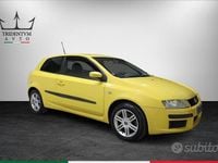 Usata Fiat Stilo 133 CV (97 kW) 2005 Giallo Berlina