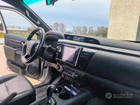 Usata Toyota HiLux 2020 Bianco Pick-up