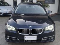 Usata BMW 520 Luxury Line 190 CV (139 kW) 2015 Blu/azzurro Station wagon