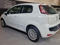 Usata Fiat Punto Evo Active 69 CV (50 kW) 2011 Bianco Utilitaria