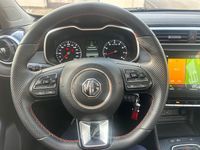 Usata MG ZS Luxury 106 CV (77 kW) 2023 Argento SUV