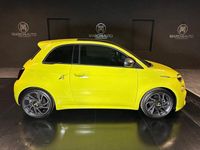 Usata Abarth 500e Turismo 114 kW (155 CV) 2024 Verde pastello Utilitaria