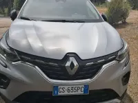 Usata Renault Captur Techno 101 CV (74 kW) 2024 Argento SUV