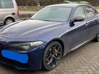 Usata Alfa Romeo Giulia Tech Edition 160 CV (117 kW) 2019 Blu/azzurro Berlina