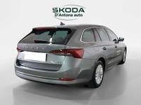 Usata Skoda Octavia Executive 150 CV (110 kW) 2024 Grigio Station wagon