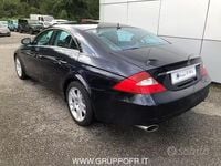 Usata Mercedes CLS350 272 CV (200 kW) 2005 Blu Coupé