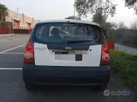 Occasion Kia Picanto 60 ch (44 kW) 2011 Blanc Citadine