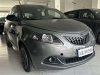 Usata Lancia Ypsilon Gold 69 CV (50 kW) 2023 Grigio Utilitaria