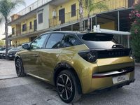 Usata Lancia Ypsilon 101 CV (74 kW) 2024 Oro Utilitaria