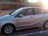 Usata Mercedes 180 122 CV (89 kW) 2012 Grigio Berlina