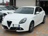 Usata Alfa Romeo Giulietta Super 120 CV (88 kW) 2019 Bianco Utilitaria