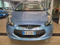 Usata Hyundai ix20 Comfort 90 CV (66 kW) 2012 Blu/azzurro Utilitaria