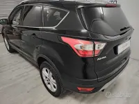 Usata Ford Kuga Titanium 120 CV (88 kW) 2017 Nero SUV