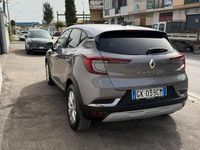 Usata Renault Captur Intens 101 CV (74 kW) 2022 Grigio SUV