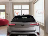 Usata Opel Mokka 131 CV (96 kW) 2025 Grigio SUV