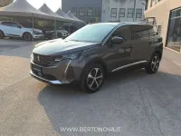 Usata Peugeot 5008 Allure 131 CV (96 kW) 2022 Grigio SUV