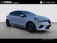 Käytetty Renault Clio V Zen 140 HP (102 kW) 2022 Valkoinen Sedan