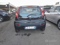 Usata Peugeot 107 68 CV (50 kW) 2008 Nero Utilitaria
