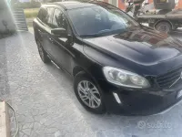 Usado Volvo XC60 150 HP (110 kW) 2016 Preto SUV