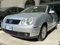 Usata VW Polo Trendline 75 CV (55 kW) 2005 Argento Berlina
