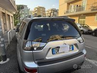 Usata Mitsubishi Outlander Intense 177 CV (130 kW) 2007 Grigio SUV
