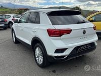 Usata VW T-Roc Business 116 CV (85 kW) 2019 Bianco SUV