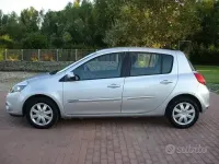 Usata Renault Clio IV Dynamique 75 CV (55 kW) 2012 Grigio Berlina