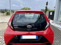 usata Toyota Aygo Aygo5p 1.0 x-play 72cv