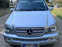 Usata Mercedes ML270 Classic 163 CV (119 kW) 2004 Argento SUV