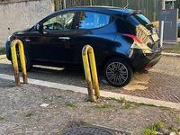 Usata Lancia Ypsilon 69 CV (50 kW) 2014 Nero Utilitaria