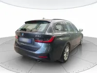 Usata BMW 318 Advantage 149 CV (109 kW) 2022 Grigio Station wagon