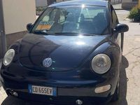Usata VW New Beetle 101 CV (74 kW) 2002 Nero Utilitaria