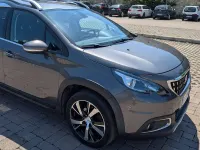 Usata Peugeot 2008 Allure 99 CV (72 kW) 2018 Grigio SUV