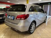 Usata Mercedes B180 109 CV (80 kW) 2016 Grigio Utilitaria