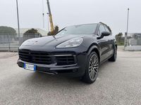 Usata Porsche Cayenne Coupe 340 CV (250 kW) 2021 Blu/azzurro Coupé