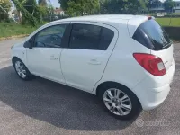 Usata Opel Corsa 75 CV (55 kW) 2012 Bianco Utilitaria