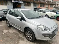 Usata Fiat Grande Punto Active 69 CV (50 kW) 2010 Grigio Utilitaria