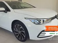 Usata VW Golf VIII Life 110 CV (80 kW) 2021 Berlina
