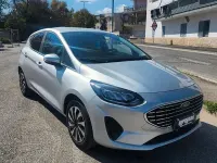 Usata Ford Fiesta Titanium 75 CV (55 kW) 2023 Grigio Utilitaria