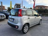 Usata Fiat Panda Lounge 69 CV (50 kW) 2017 Argento Berlina