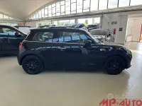Usata Mini ONE 102 CV (75 kW) 2020 Nero Utilitaria