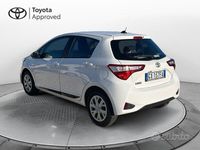 Usata Toyota Yaris Active 72 CV (52 kW) 2020 Bianco Berlina