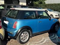 Brugt Mini Cooper 116 HK (85 kW) 2004 Blå Hatchback