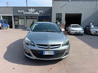 Usata Opel Astra 140 CV (102 kW) 2015 Grigio Station wagon