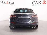 Usata Maserati Ghibli 430 CV (316 kW) 2024 Grigio maratea metallescente Coupé