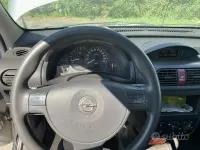 Usata Opel Corsa 69 CV (50 kW) 2003 Grigio Utilitaria