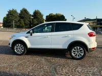 Usata Ford Kuga Titanium 136 CV (100 kW) 2009 Bianco SUV